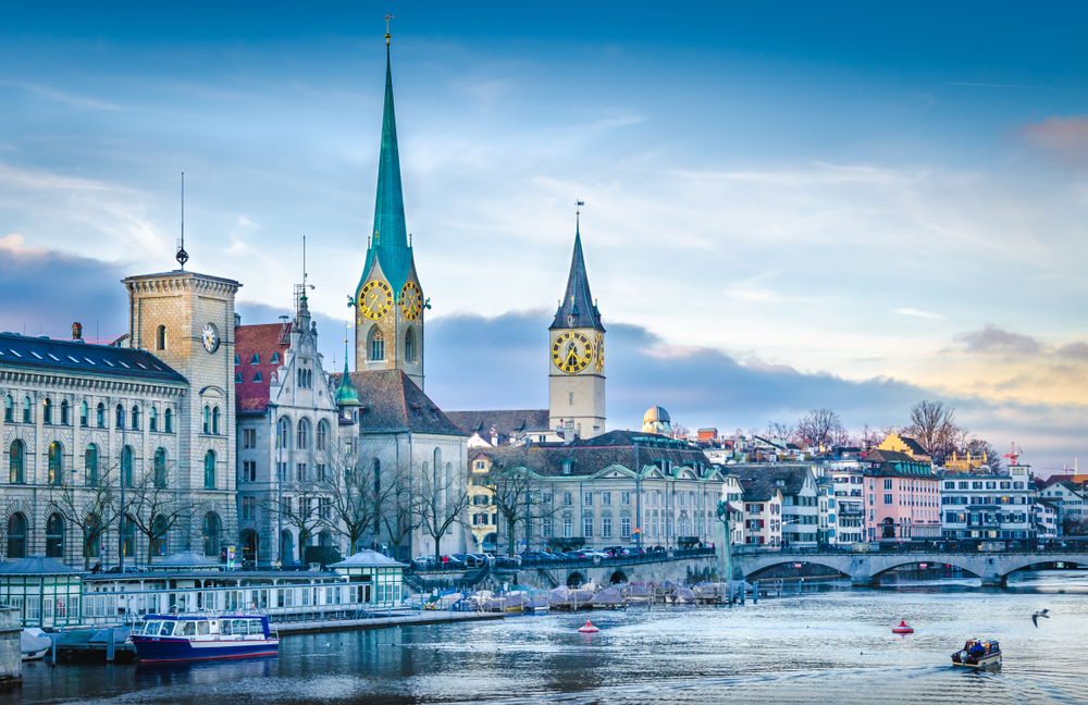 Zurich,Lake,And,Town